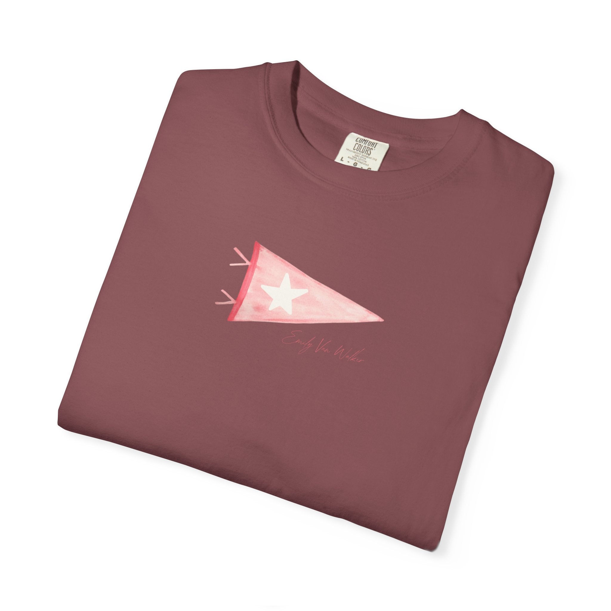 Star Pennant - Comfort Tee